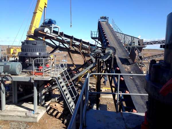 辽宁鞍山铁矿石破碎生产线